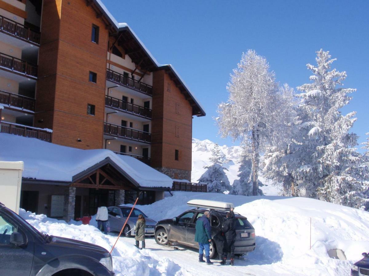 Eden Sur Les Pistes Avec Vue Panoramique Sur La Vallee La Joue du Loup Bagian luar foto