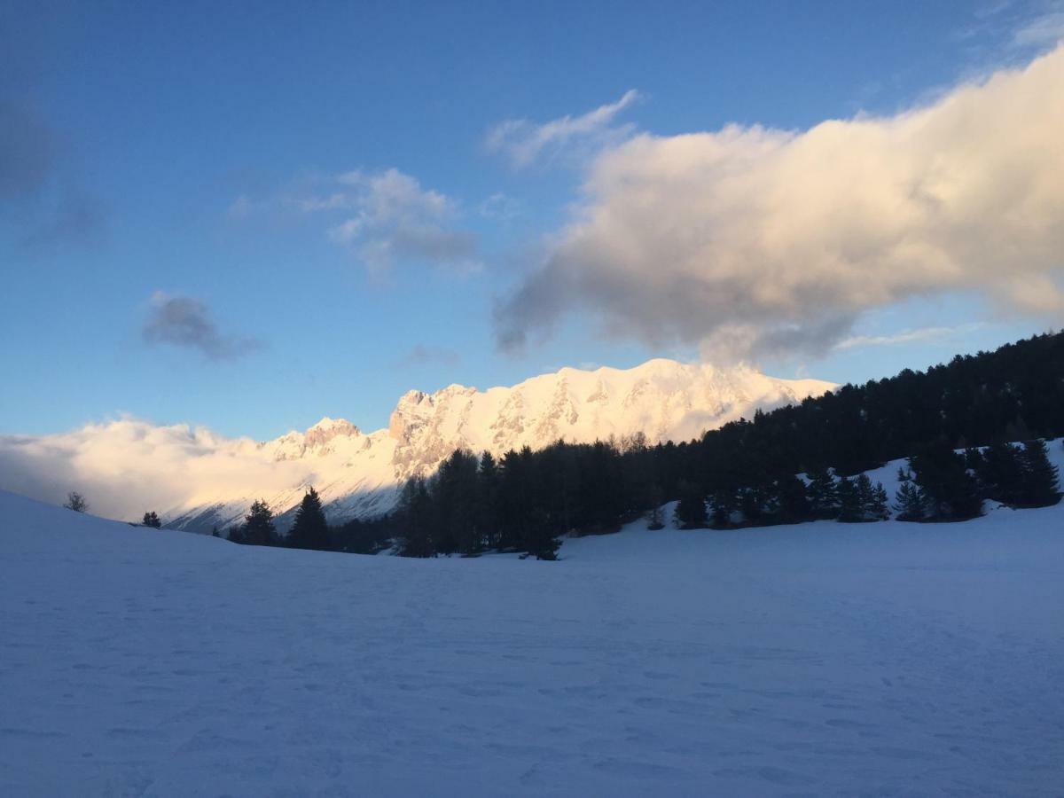 Eden Sur Les Pistes Avec Vue Panoramique Sur La Vallee La Joue du Loup Bagian luar foto