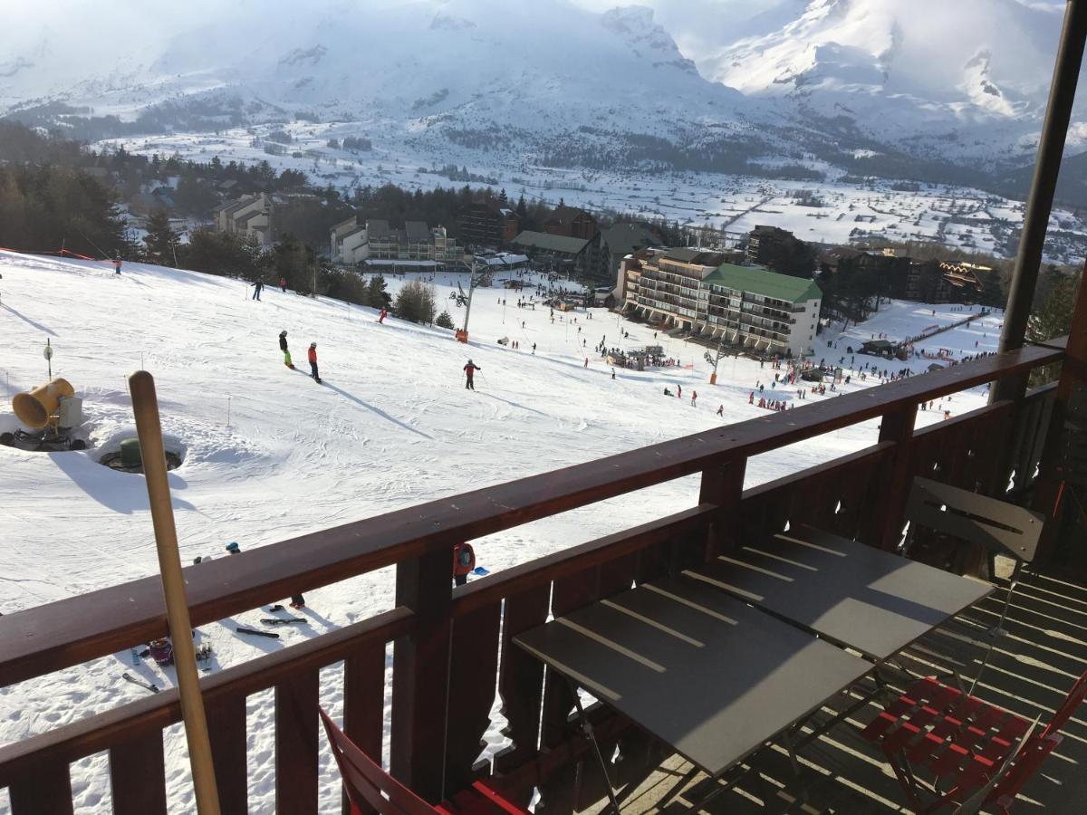 Eden Sur Les Pistes Avec Vue Panoramique Sur La Vallee La Joue du Loup Bagian luar foto