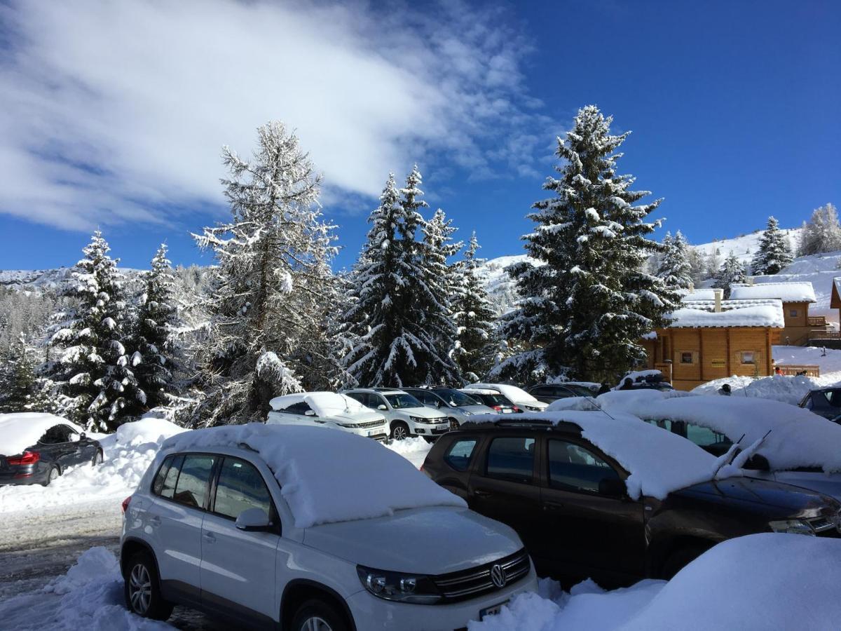 Eden Sur Les Pistes Avec Vue Panoramique Sur La Vallee La Joue du Loup Bagian luar foto